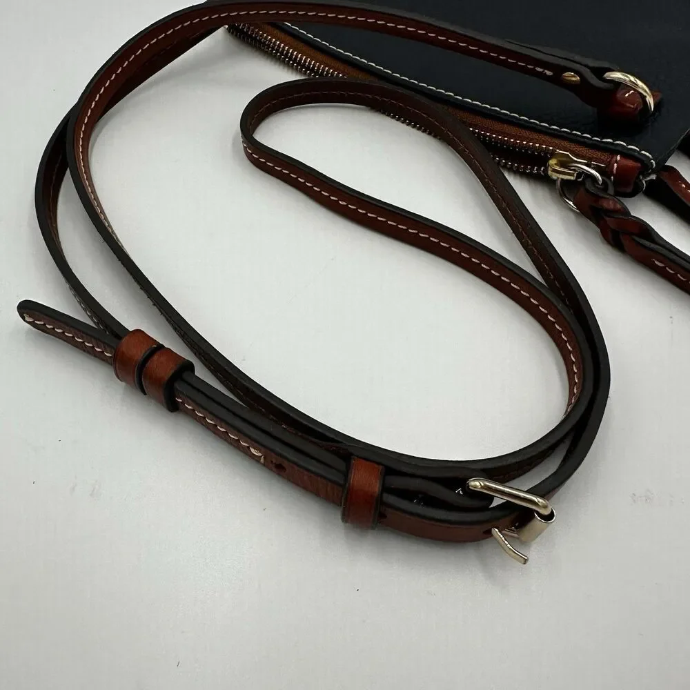 Dooney & Bourke Pebbled Navy Brown Crossbody Bag Braided Gently Used - Picture 7 of 15